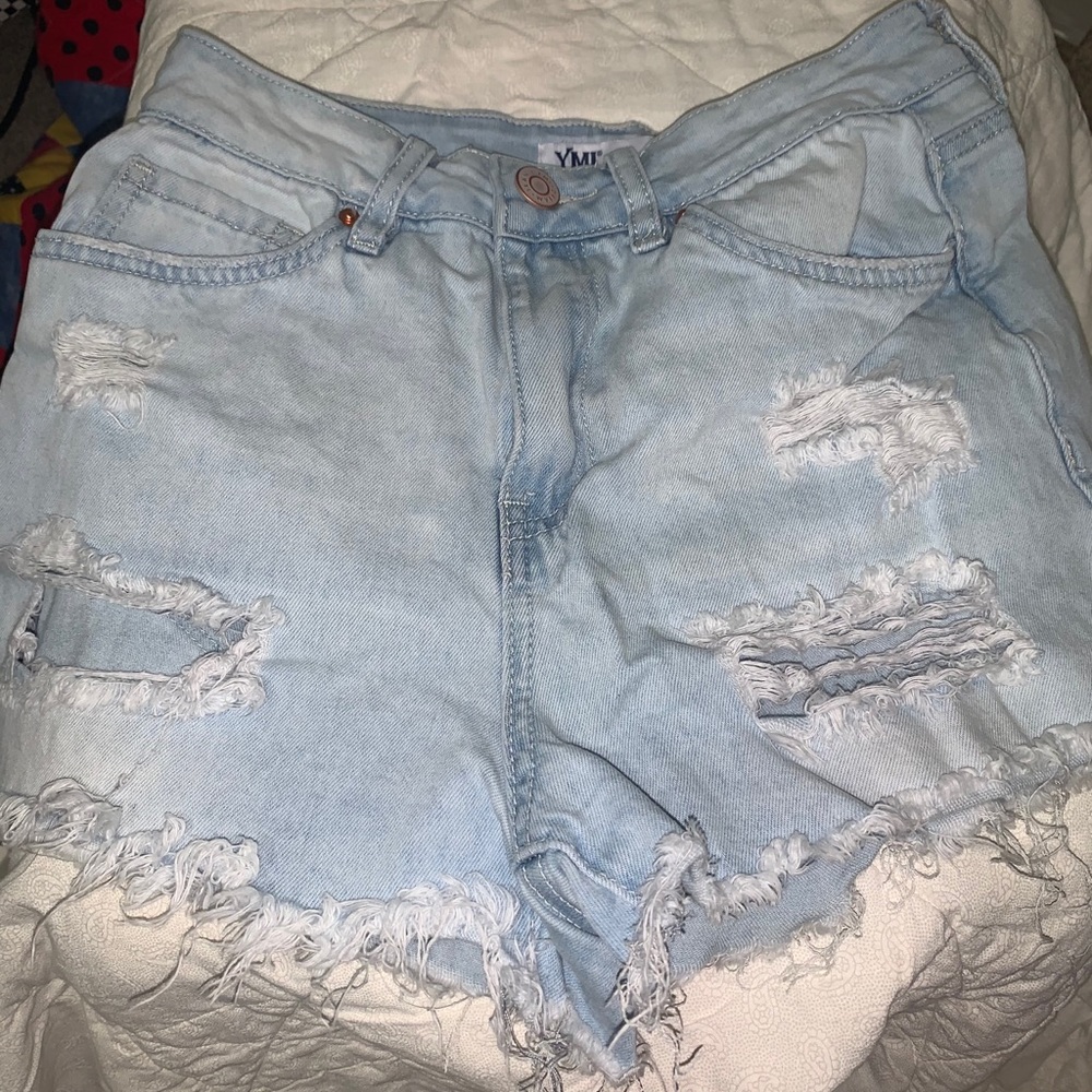 distressed jean shorts